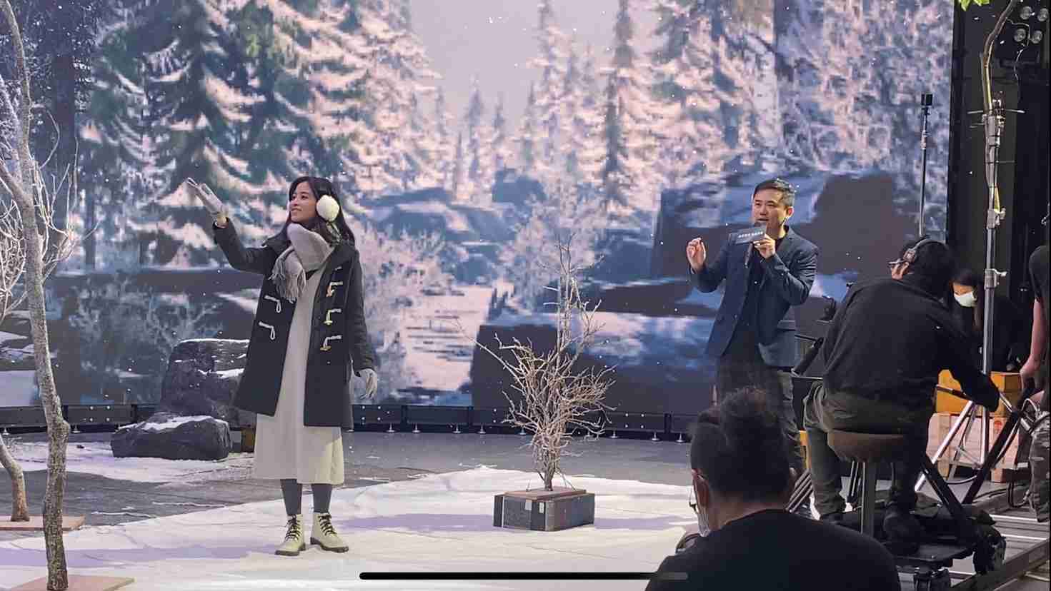 2121非凡以ALED先进显屏技术，，，，与金马奖视觉特效团队“再现影像”携手合作打造LED虚拟摄影棚，，，，提供沉浸式表演体验，，，，并精简拍摄成本与时间